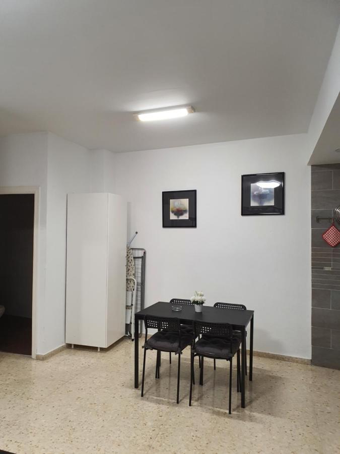 Nat Pureza De Triana Apartment Seville Luaran gambar